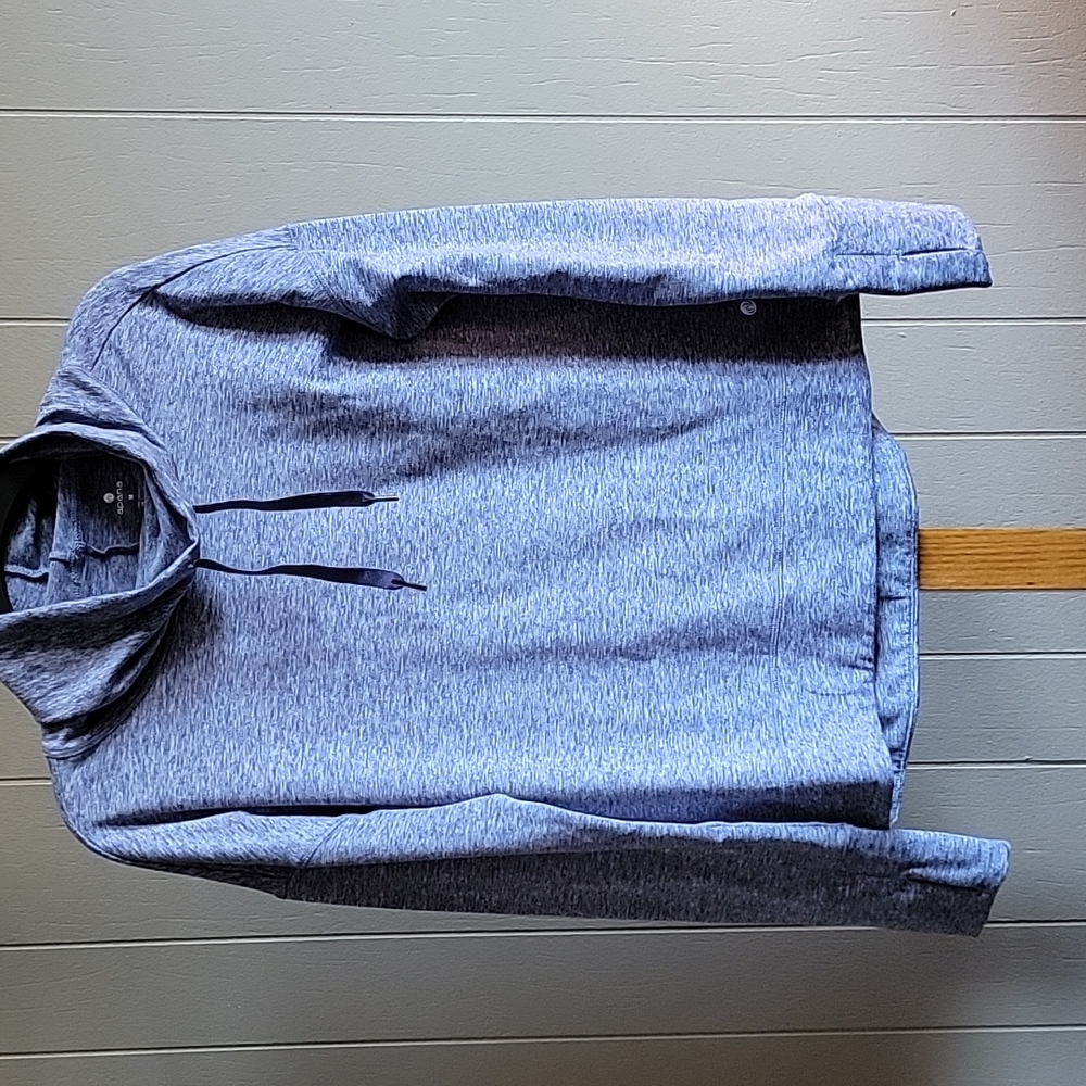 Heather grey pullover